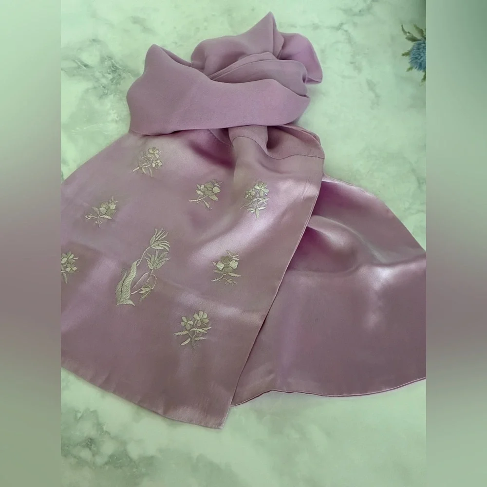 100% Silk Vintage Lavender Scarf with White Flower Embroidery